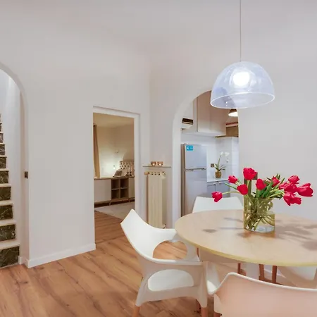 شقة - Maggio Terrace With View *