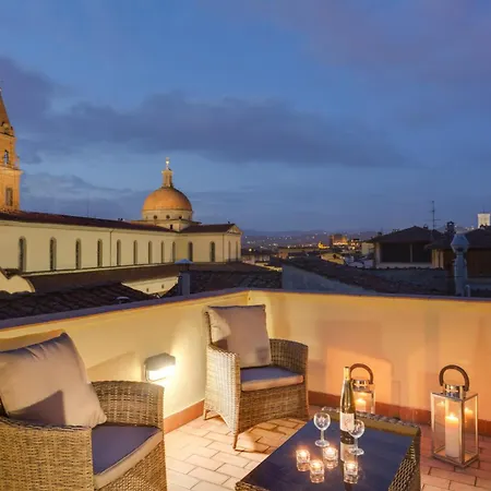 Maggio Terrace With View Apartment *