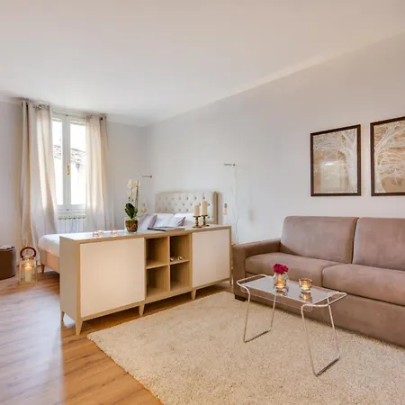 Maggio Terrace With View Apartment