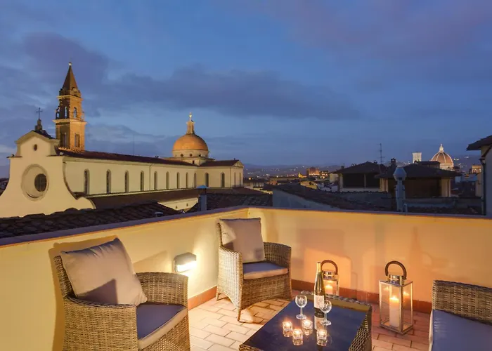 - Maggio Terrace With View Apartamento *